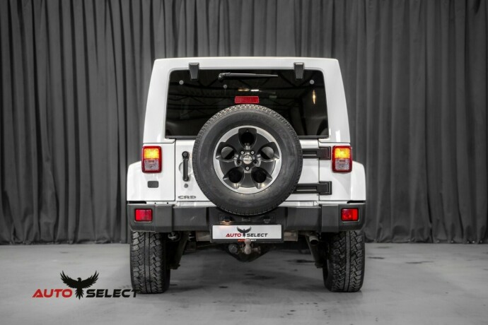jeep-wrangler-diesel-2013-big-8