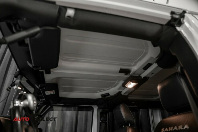 jeep-wrangler-diesel-2013-big-21