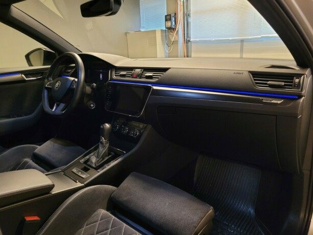 skoda-superb-elektrisitetbensin-2020-big-14