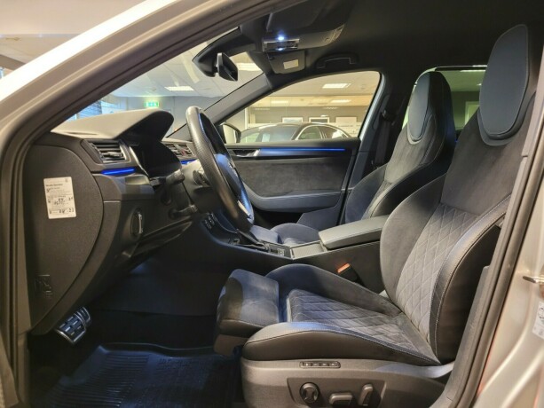 skoda-superb-elektrisitetbensin-2020-big-24