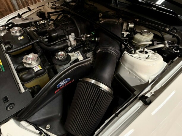 ford-mustang-bensin-2008-big-42