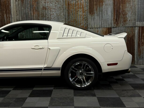 ford-mustang-bensin-2008-big-12