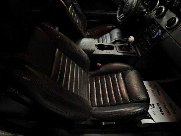 ford-mustang-bensin-2008-big-29