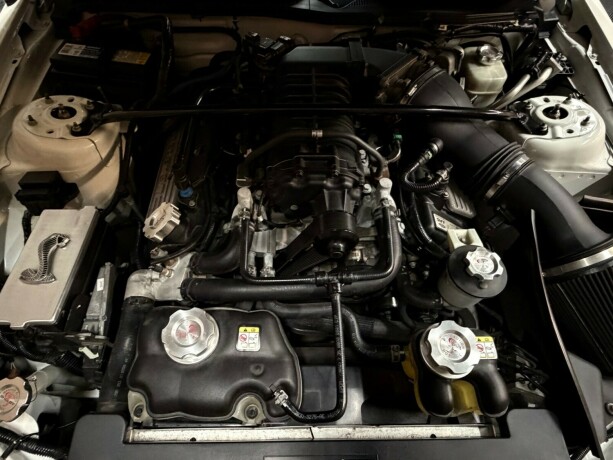 ford-mustang-bensin-2008-big-40