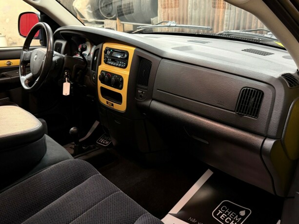 dodge-ram-bensin-2004-big-39