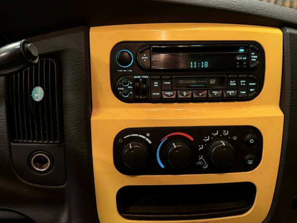 dodge-ram-bensin-2004-big-33