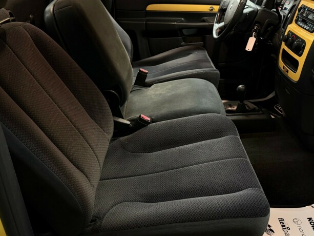 dodge-ram-bensin-2004-big-37