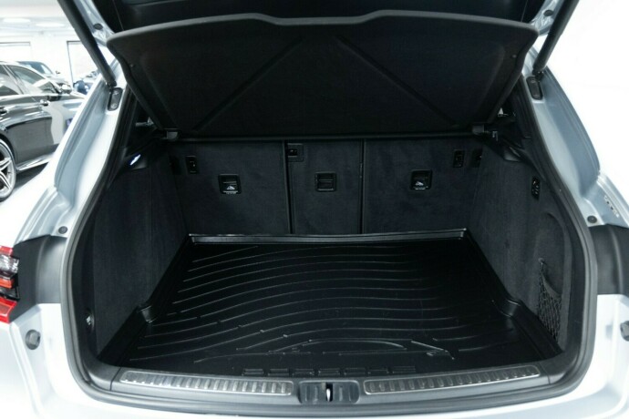 porsche-macan-bensin-2017-big-11