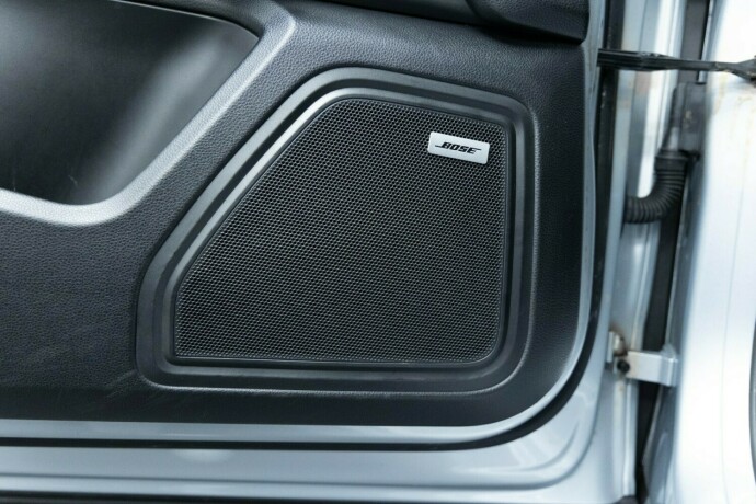 porsche-macan-bensin-2017-big-8