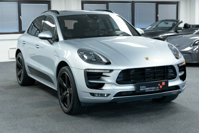 porsche-macan-bensin-2017-big-3
