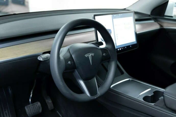 tesla-model-y-elektrisitet-2023-big-5