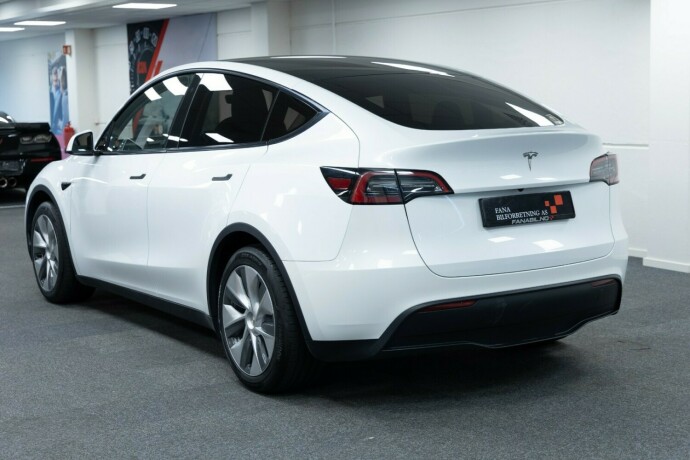 tesla-model-y-elektrisitet-2023-big-1