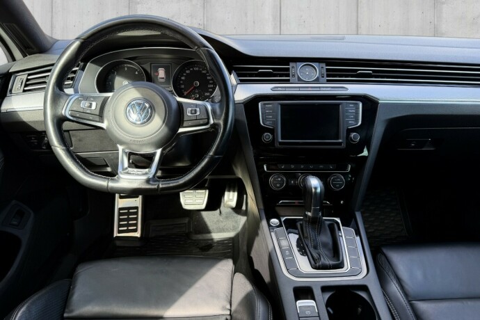 volkswagen-passat-diesel-2016-big-6