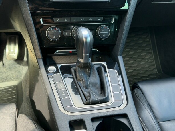 volkswagen-passat-diesel-2016-big-9