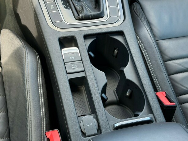 volkswagen-passat-diesel-2016-big-11