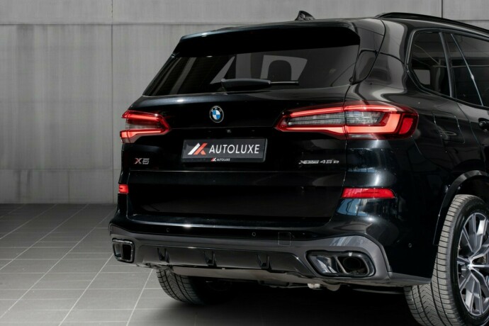 bmw-x5-elektrisitetbensin-2020-big-55