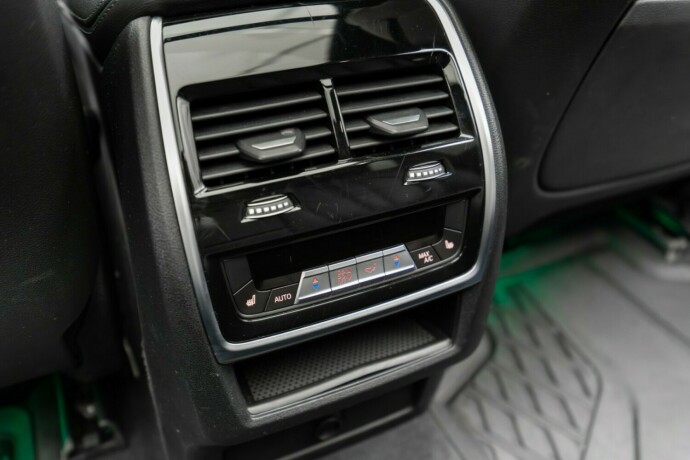 bmw-x5-elektrisitetbensin-2020-big-27