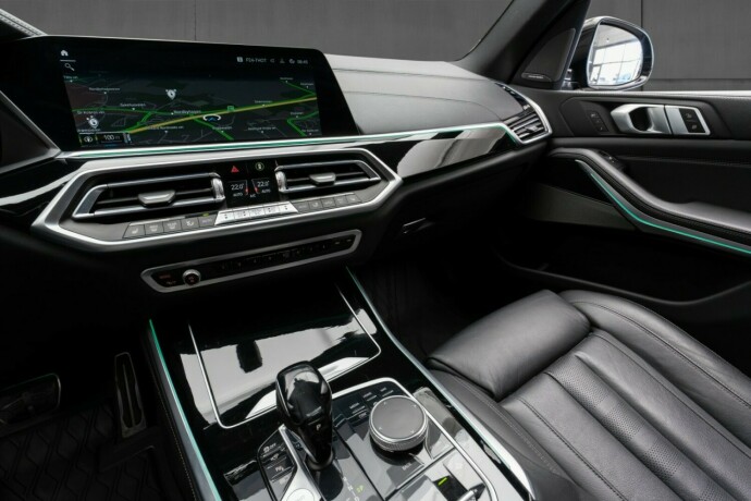 bmw-x5-elektrisitetbensin-2020-big-9