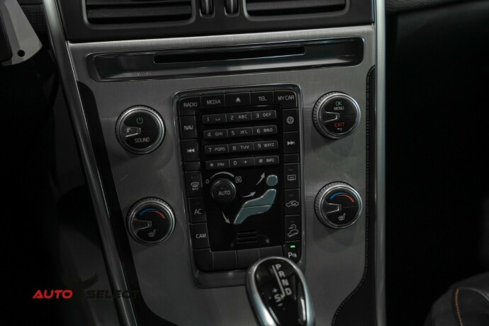 volvo-xc-60-diesel-2014-big-30