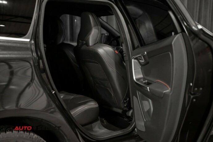 volvo-xc-60-diesel-2014-big-12