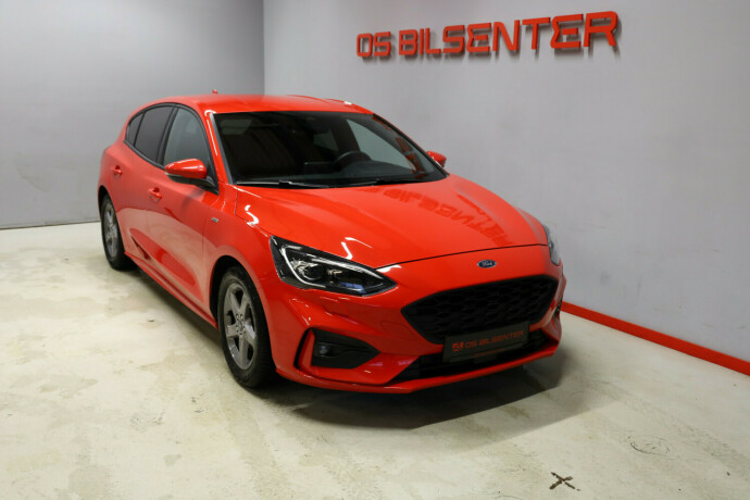 ford-focus-bensin-2019-big-1