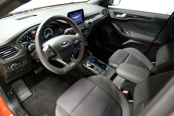 ford-focus-bensin-2019-big-6