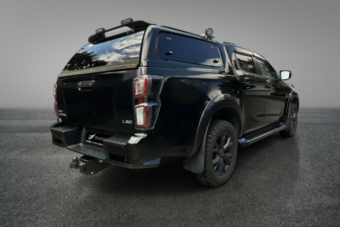 isuzu-d-max-diesel-2023-big-4