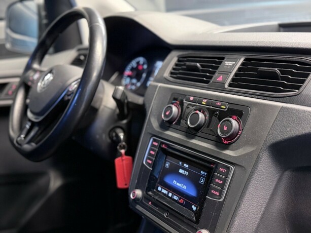 volkswagen-caddy-maxi-diesel-2016-big-13