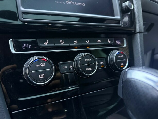 volkswagen-golf-bensin-2016-big-23