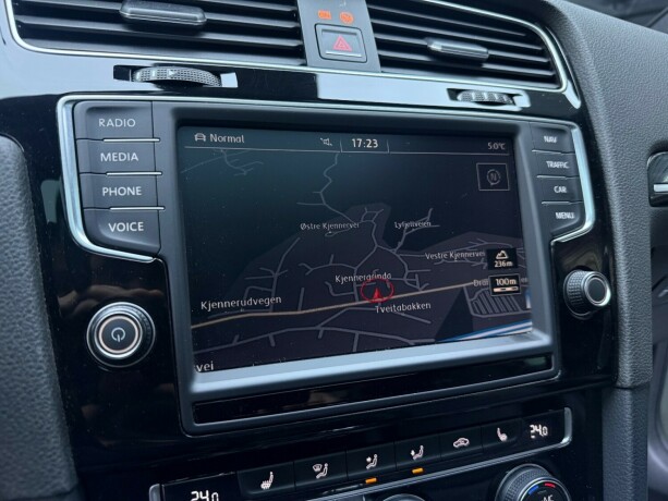 volkswagen-golf-bensin-2016-big-18