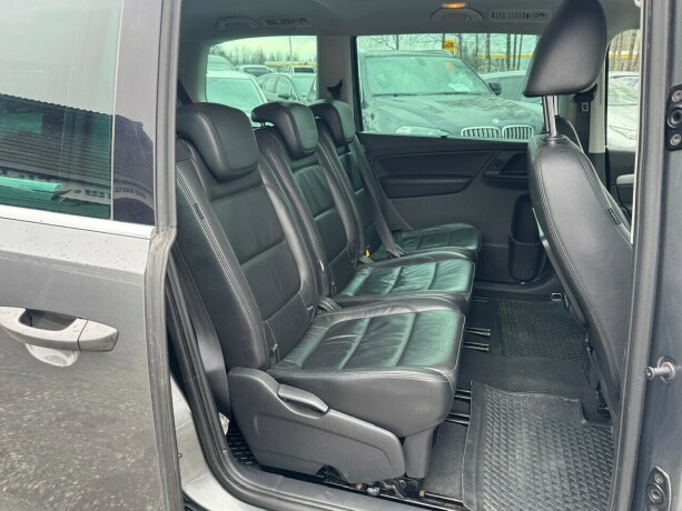 volkswagen-sharan-diesel-2011-big-11