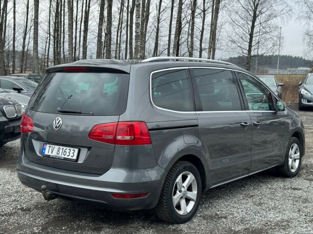 volkswagen-sharan-diesel-2011-big-6