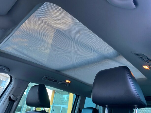 volkswagen-sharan-diesel-2011-big-18