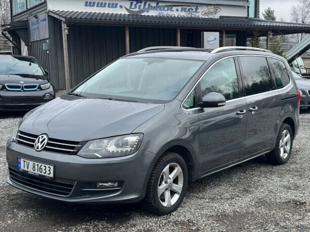 volkswagen-sharan-diesel-2011-big-2