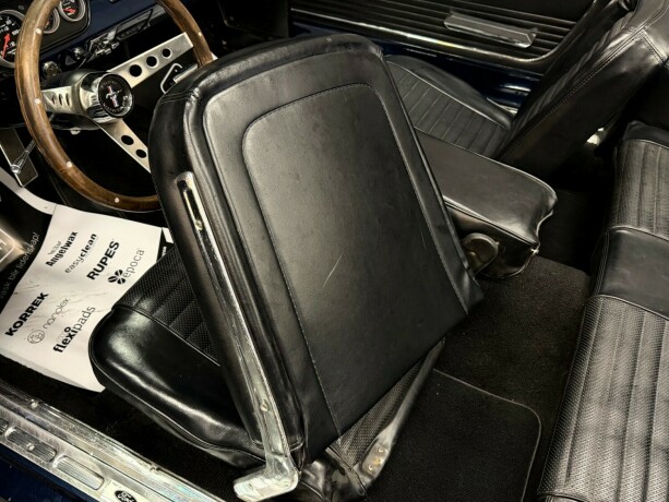 ford-mustang-bensin-1966-big-36