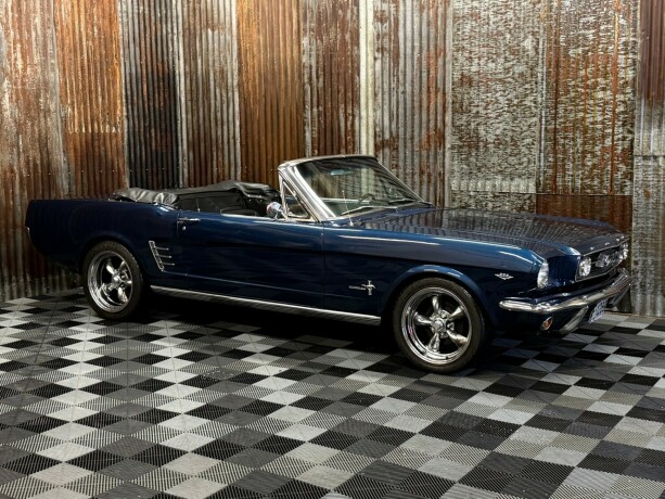 ford-mustang-bensin-1966-big-2