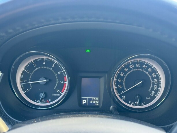 suzuki-kizashi-bensin-2013-big-12