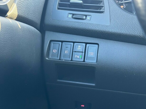 suzuki-kizashi-bensin-2013-big-18