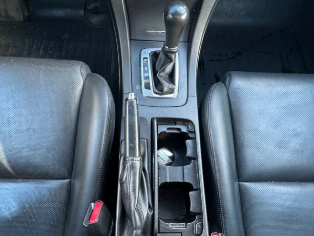 suzuki-kizashi-bensin-2013-big-13