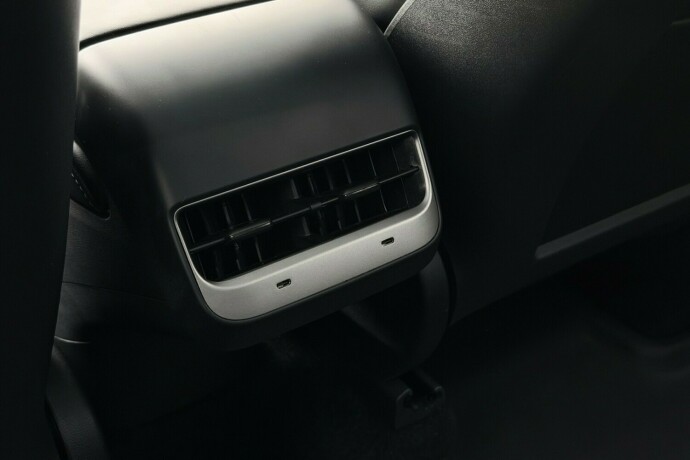 tesla-model-y-elektrisitet-2025-big-18