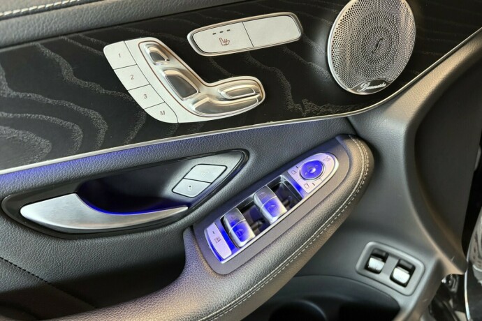 mercedes-benz-glc-elektrisitetbensin-2020-big-21