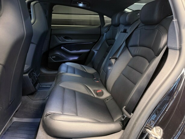 porsche-taycan-elektrisitet-2021-big-18