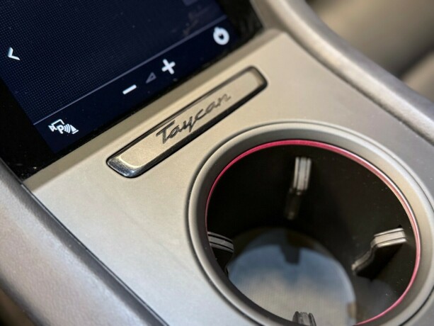 porsche-taycan-elektrisitet-2021-big-24