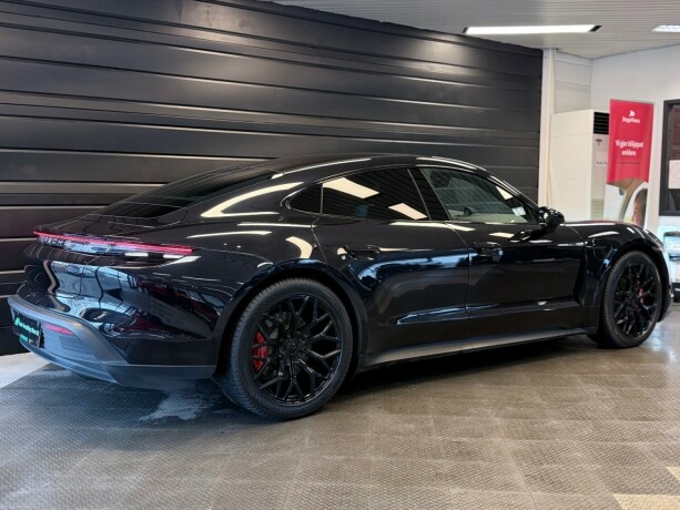 porsche-taycan-elektrisitet-2021-big-8