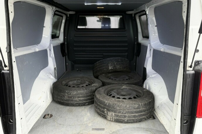 peugeot-expert-diesel-2020-big-11