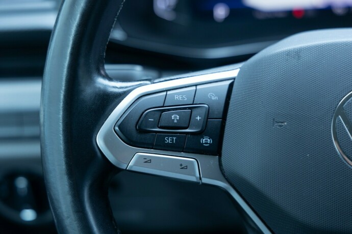 volkswagen-transporter-diesel-2024-big-9