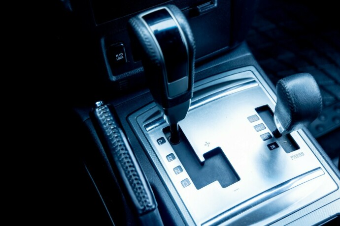 mitsubishi-pajero-diesel-2013-big-16