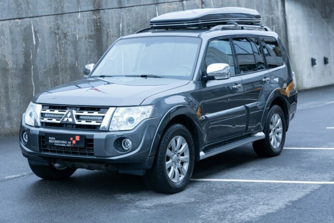 mitsubishi-pajero-diesel-2013-big-0