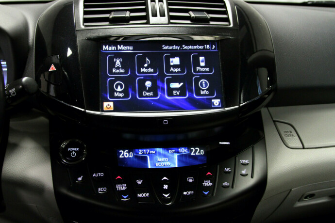 toyota-rav4-elektrisitet-2014-big-8