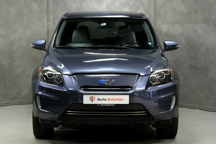 toyota-rav4-elektrisitet-2014-big-18